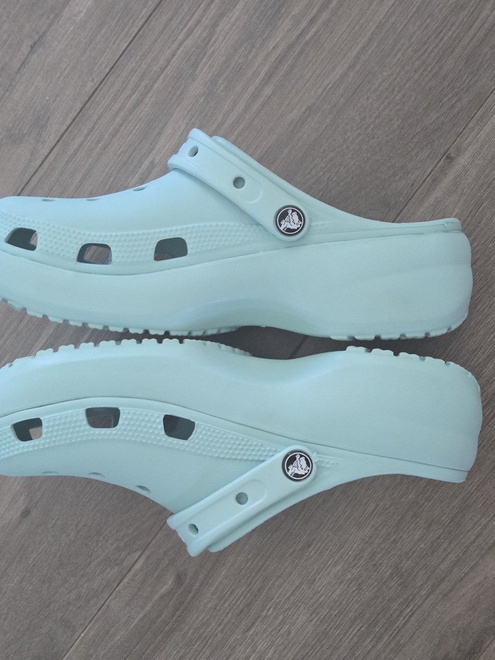 Crocs Women's Classic Platform Clog Light Aquamarine Pastel Teal S 9 Comfort - Picture 9 of 11